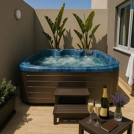 Villa Luxe Escape In Malta *